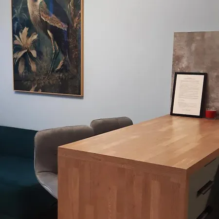 Apartman Ostrowskiego 19